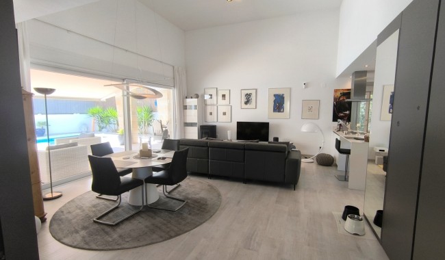 Segunda mano - Villa - Algorfa