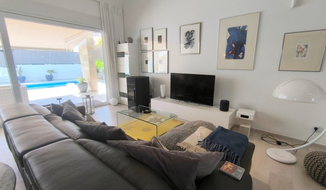 Segunda mano - Villa - Algorfa