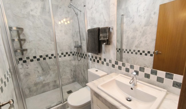 Sprzedaż - Kamienica - Algorfa