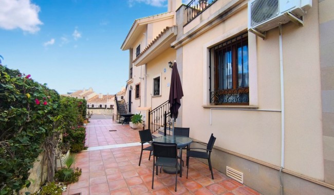 Sprzedaż - Kamienica - Algorfa