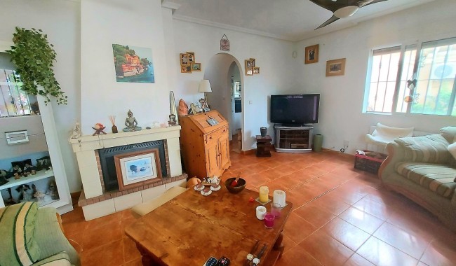 Resale - Villa - Algorfa