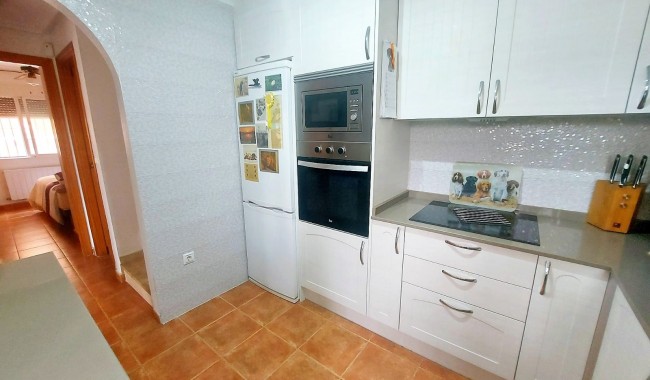 Resale - Villa - Algorfa