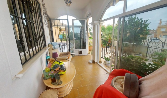 Resale - Villa - Algorfa