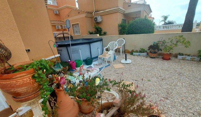 Resale - Villa - Algorfa