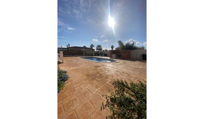 Begagnad - Villa - Catral - Costa Blanca