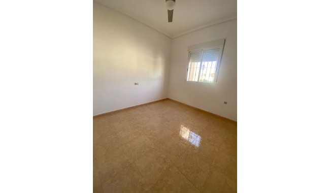 Begagnad - Villa - Catral - Costa Blanca