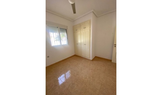 Begagnad - Villa - Catral - Costa Blanca