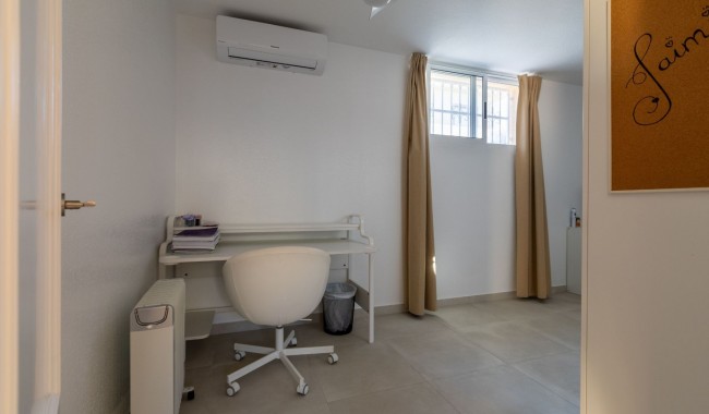 Sprzedaż - Willa - Benijófar - Benijofar