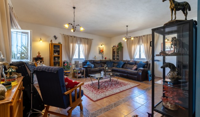 Resale - Finca - Torre Del Rico