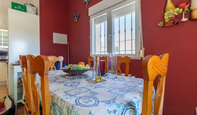 Resale - Finca - Torre Del Rico