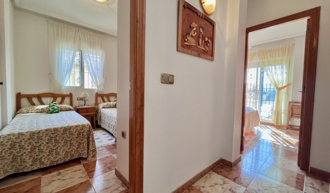 Begagnad - Radhus - Orihuela Costa - La Zenia