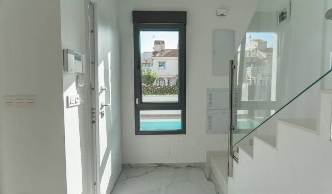 Begagnad - Villa - Torrevieja - La Florida