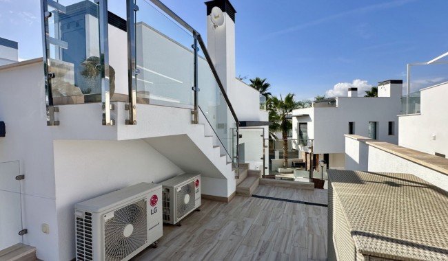 Resale - Villa - Orihuela - Lomas de Cabo Roig