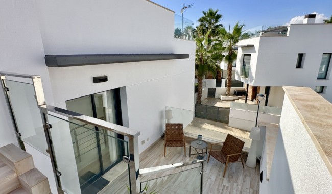 Resale - Villa - Orihuela - Lomas de Cabo Roig