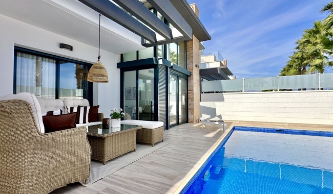 Resale - Villa - Orihuela - Lomas de Cabo Roig