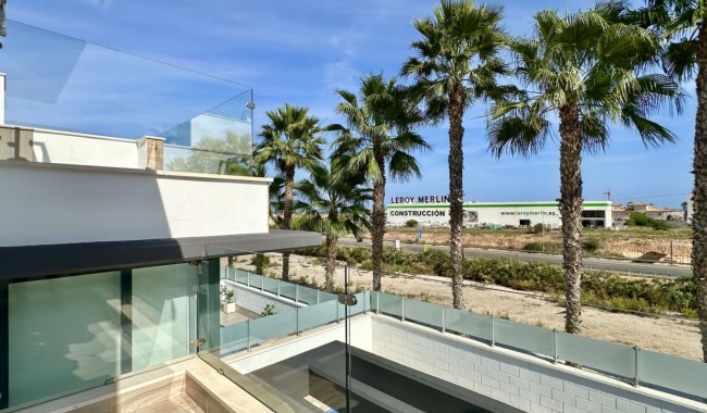 Resale - Villa - Orihuela - Lomas de Cabo Roig