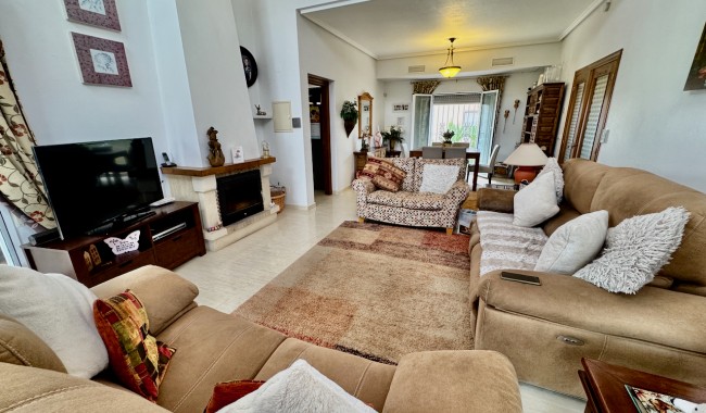 Resale - Finca - Catral