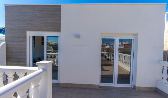 Begagnad - Villa - Torrevieja - El Chaparral