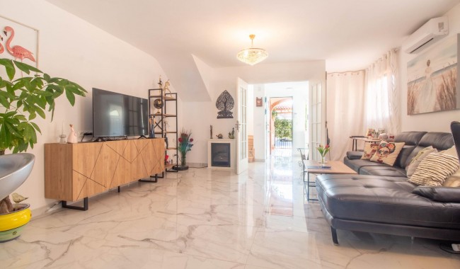 Begagnad - Radhus - Torrevieja - Acequion