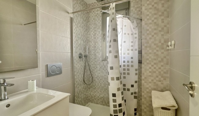 Begagnad - Lägenhet - Orihuela - Villamartín