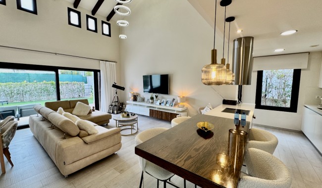 Resale - Villa - Algorfa - La Finca golf