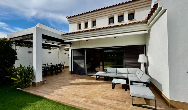 Resale - Villa - Algorfa - La Finca golf