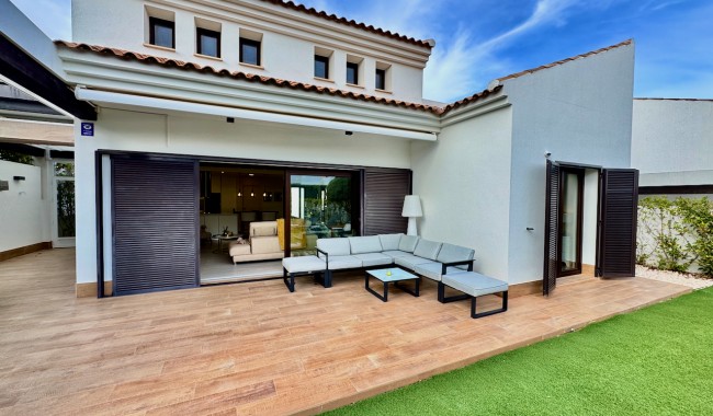 Resale - Villa - Algorfa - La Finca golf