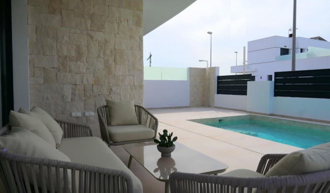 Nybyggnation - Villa - Dolores - polideportivo