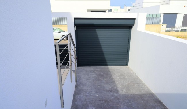 Nybyggnation - Villa - Dolores - polideportivo