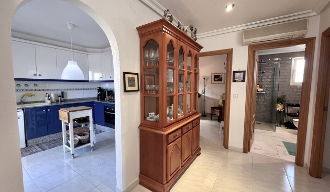 Begagnad - Villa - Orihuela Costa - La Zenia