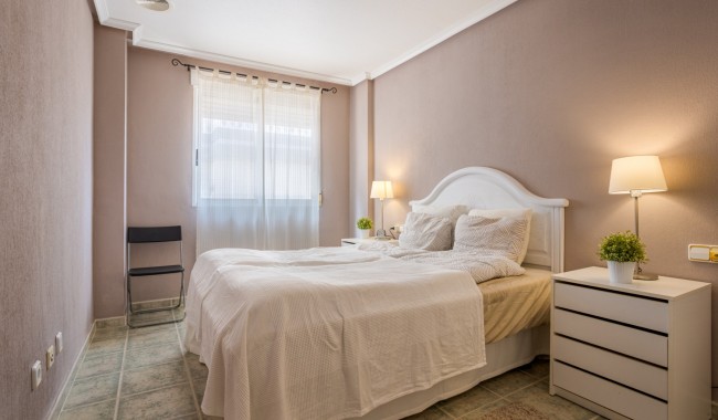 Segunda mano - Villa - Guardamar