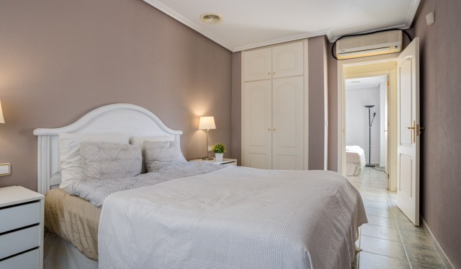 Segunda mano - Villa - Guardamar