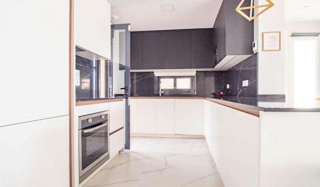 Segunda mano - Apartamento - San Miguel de Salinas