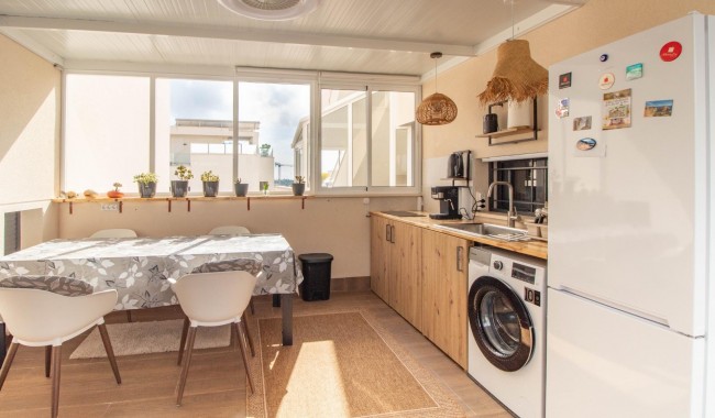 Segunda mano - Apartamento - San Miguel de Salinas