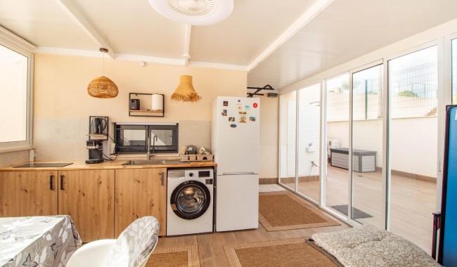 Segunda mano - Apartamento - San Miguel de Salinas