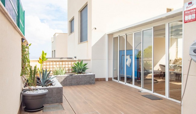 Segunda mano - Apartamento - San Miguel de Salinas