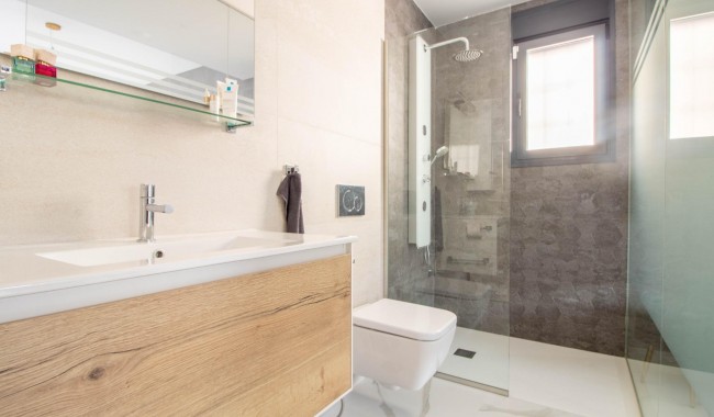 Segunda mano - Apartamento - San Miguel de Salinas