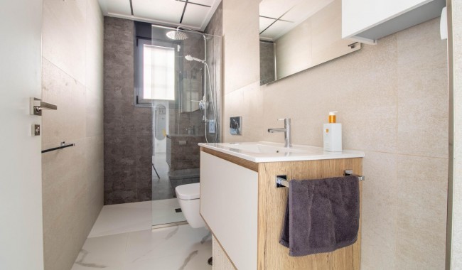 Segunda mano - Apartamento - San Miguel de Salinas