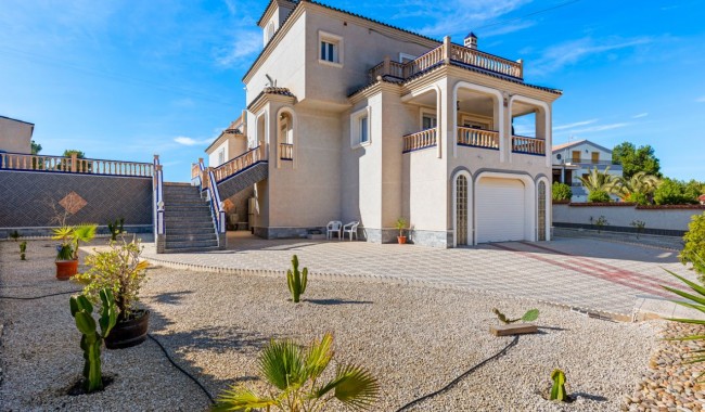 Segunda mano - Villa - Almoradi - Lomas De La Juliana