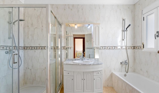 Segunda mano - Villa - Almoradi - Lomas De La Juliana