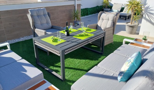 Sprzedaż - Apartament - Pilar de La Horadada