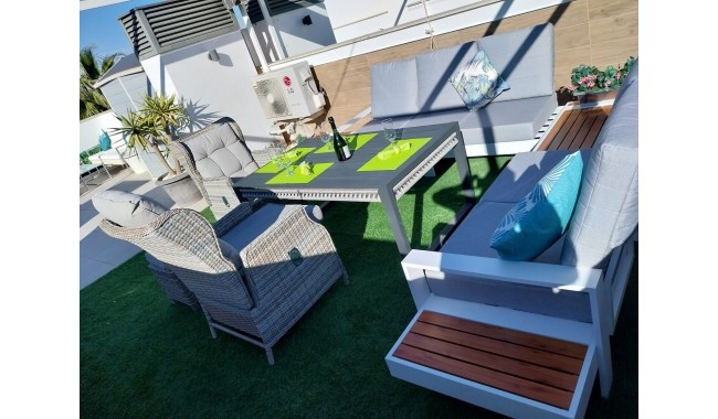 Sprzedaż - Apartament - Pilar de La Horadada