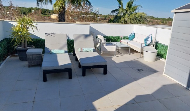 Sprzedaż - Apartament - Pilar de La Horadada