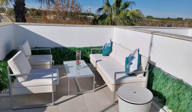 Sprzedaż - Apartament - Pilar de La Horadada