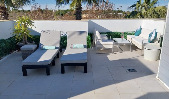 Sprzedaż - Apartament - Pilar de La Horadada