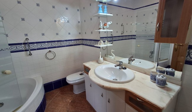 Begagnad - Villa - Torrevieja - Los Balcones