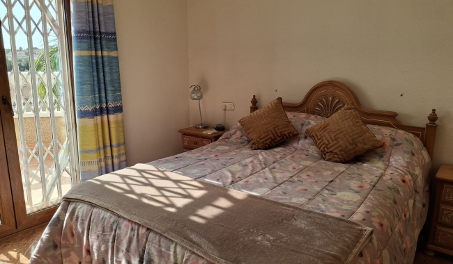 Begagnad - Villa - Torrevieja - Los Balcones