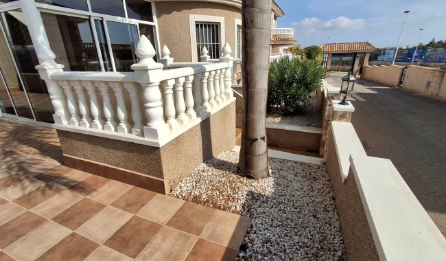 Begagnad - Villa - Torrevieja - Los Balcones