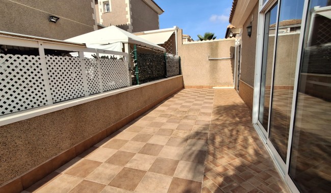 Begagnad - Villa - Torrevieja - Los Balcones