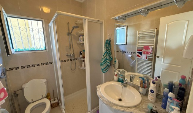 Begagnad - Villa - Orihuela - Villamartín